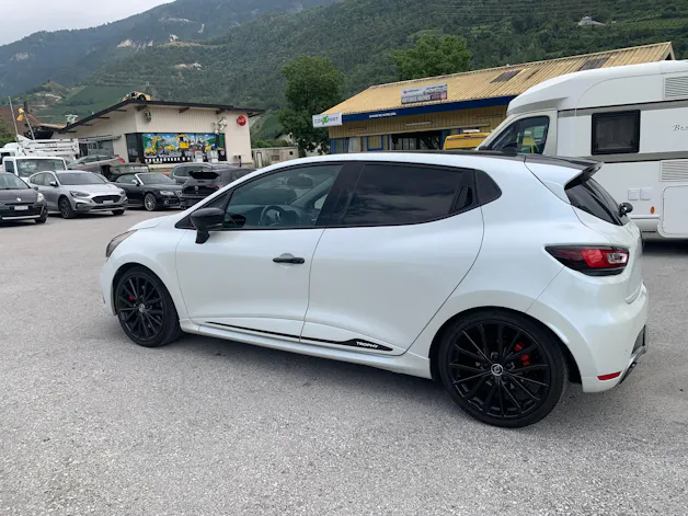 Renault Clio 1.6 T RS 220 Trophy EDC