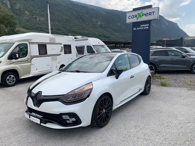 Renault Clio 1.6 T RS 220 Trophy EDC