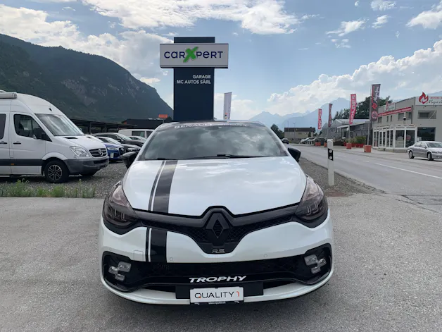 Renault Clio 1.6 T RS 220 Trophy EDC