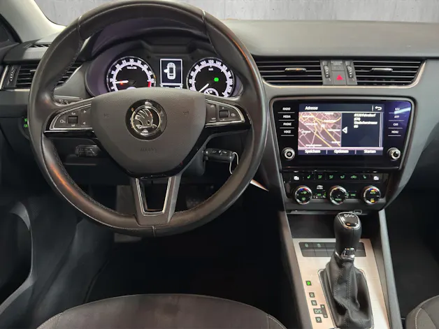 Škoda Octavia Combi 2.0 TDI Ambition DSG