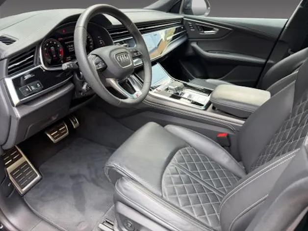 Audi SQ8 SUV TFSI quattro