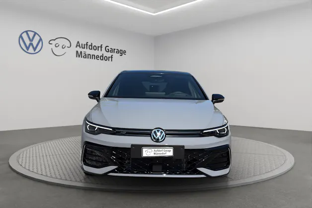 VW Golf 1.5 e TSI mHEV R-Line DSG