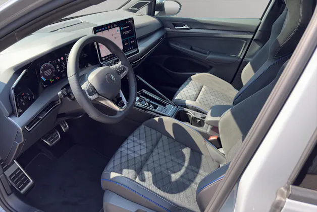 VW Golf 1.5 e TSI mHEV R-Line DSG