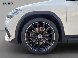 MERCEDES-BENZ GLA 250 4Matic AMG Line 8G-DCT