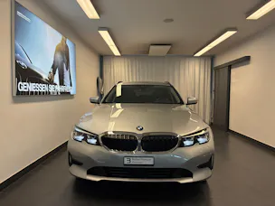 BMW 330e xDrive Touring