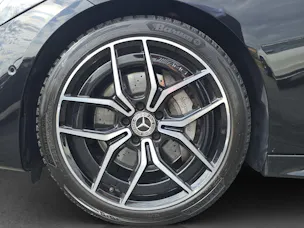 MERCEDES-BENZ C 220 d T 4Matic AMG Line