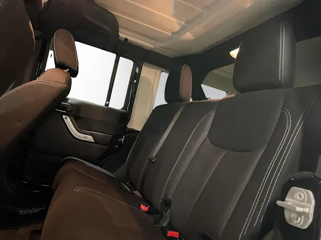 Jeep Wrangler 2.8CRD Unlimited Sahara Automatic