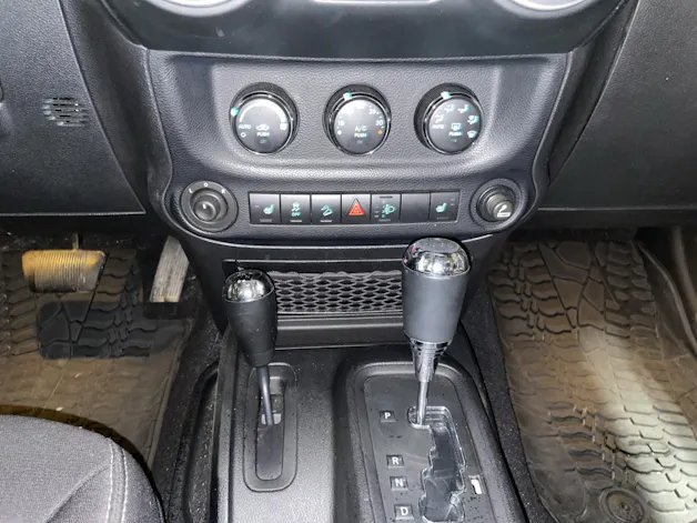 Jeep Wrangler 2.8CRD Unlimited Sahara Automatic