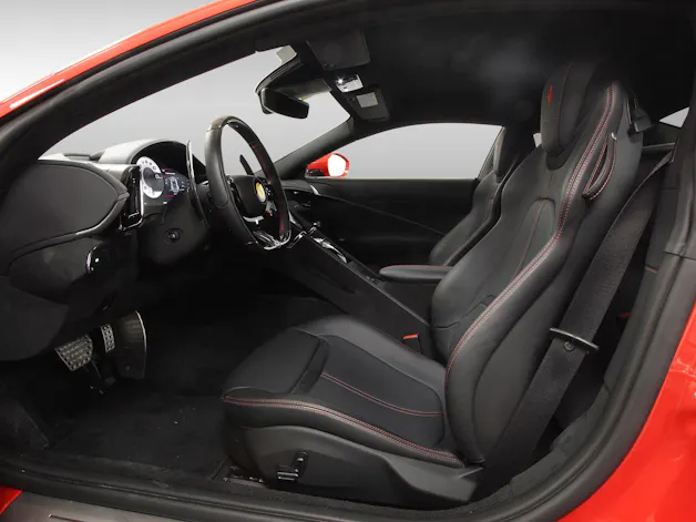 Ferrari Roma 3.9 V8 T