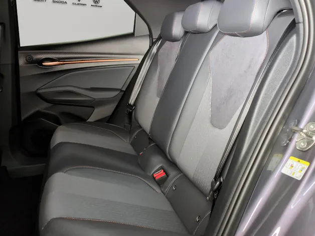 Cupra Raval 52 kWh Dynamic+