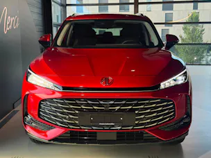 MG HS 1.5 T HEV Luxury