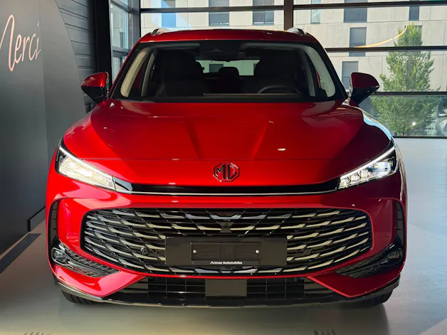 MG HS 1.5 T HEV Luxury