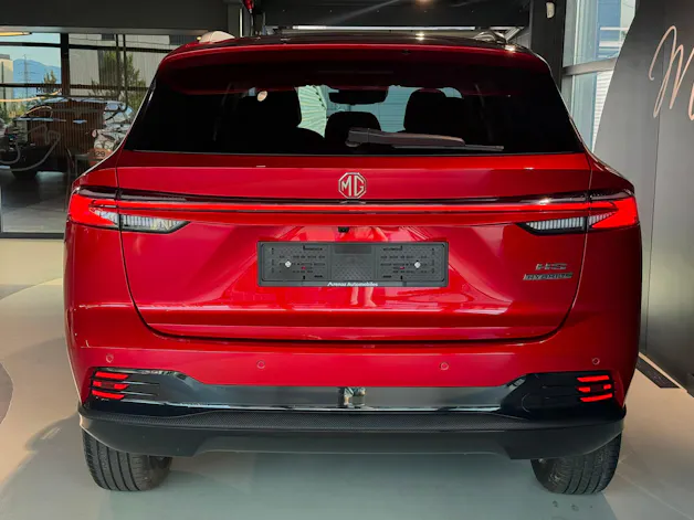 MG HS 1.5 T HEV Luxury