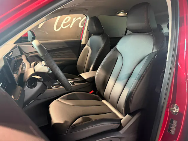 MG HS 1.5 T HEV Luxury