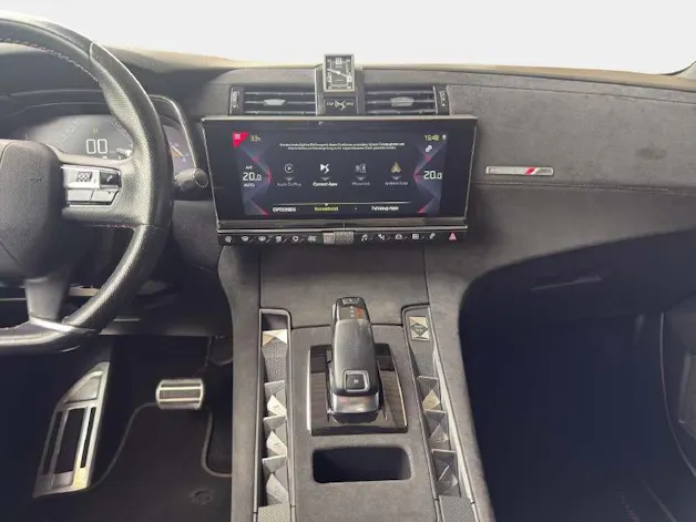 DS Automobiles AUTOMOBILES DS7 Crossback 1.6/181 Performance Line
