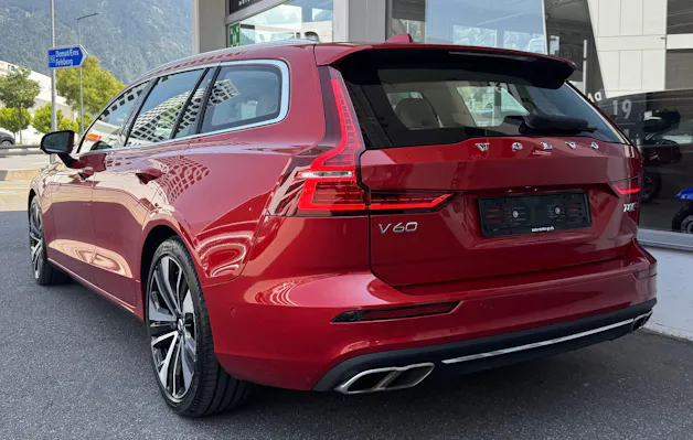 Volvo V60 T8 eAWD Twin Engine Inscription Geartronic