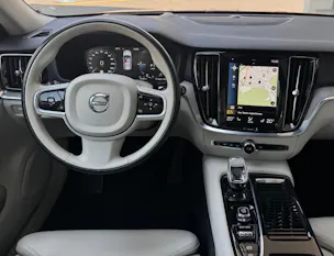 VOLVO V60 T8 eAWD Twin Engine Inscription Geartronic