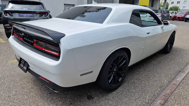 Dodge Challenger 6.4 V8 HEMI SRT Scat Pack