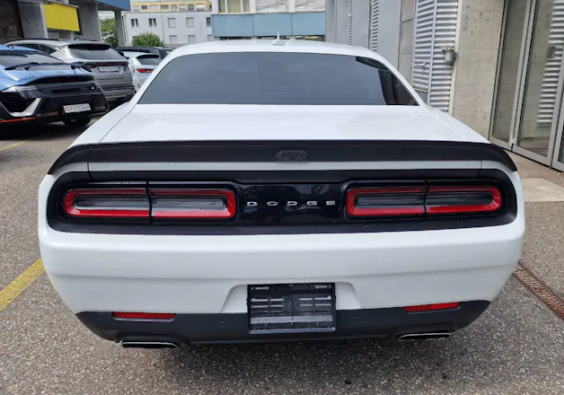 Dodge Challenger 6.4 V8 HEMI SRT Scat Pack