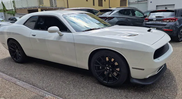 Dodge Challenger 6.4 V8 HEMI SRT Scat Pack
