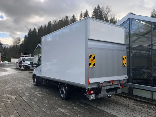 Iveco 35 S 16 H 3.0 A8 Kasten Hebebühne