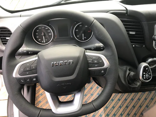 Iveco 35 S 16 H 3.0 A8 Kasten Hebebühne