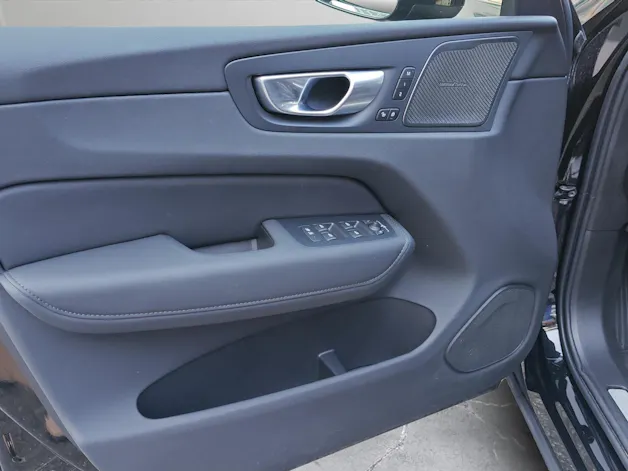 Volvo XC60 2.0 T8 TE Plus Dark eAWD