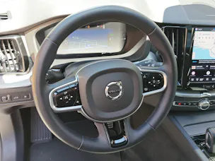 VOLVO XC60 2.0 T8 TE R-Design eAWD