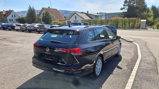VW Golf Variant 1.0 TSI Value