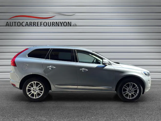 Volvo XC60 T5 AWD Momentum Geartronic