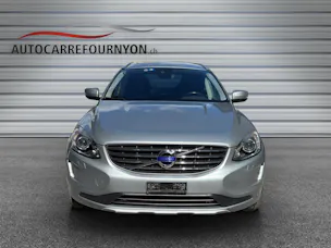 VOLVO XC60 T5 AWD Momentum Geartronic