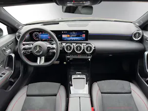 MERCEDES-BENZ A 220 4Matic 8G-DCT