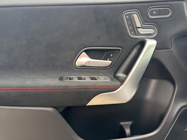 Mercedes-Benz A 220 4Matic 8G-DCT