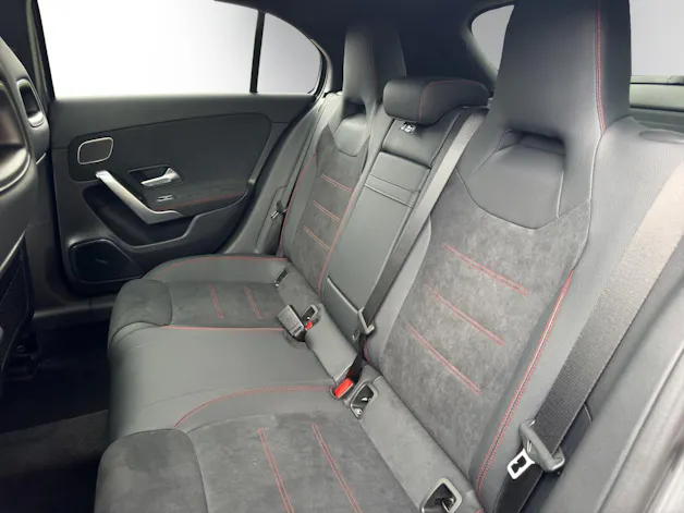 Mercedes-Benz A 220 4Matic 8G-DCT