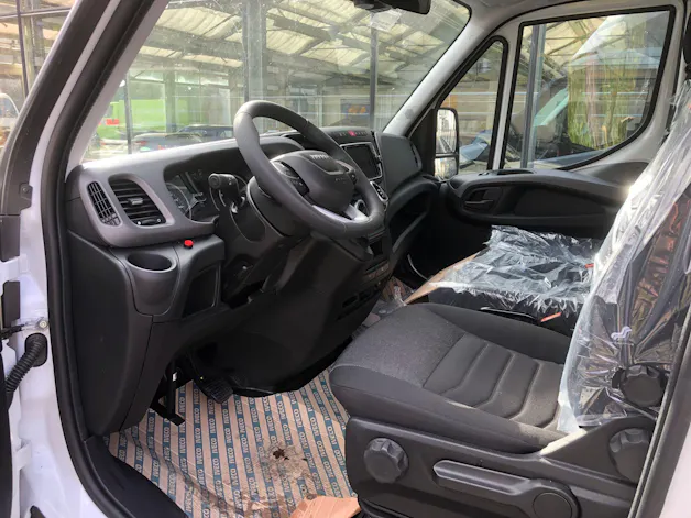 Iveco 35 S 16 H 3.0 A8 Kasten Hebebühne