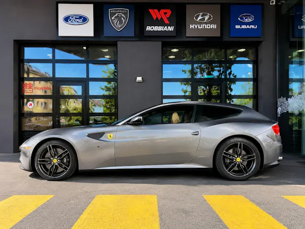 Ferrari FF