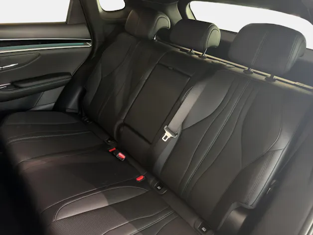 BYD Seal U DM-i Design AWD