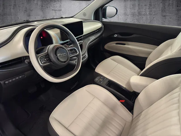 Fiat 500 electric 42kWh La Prima