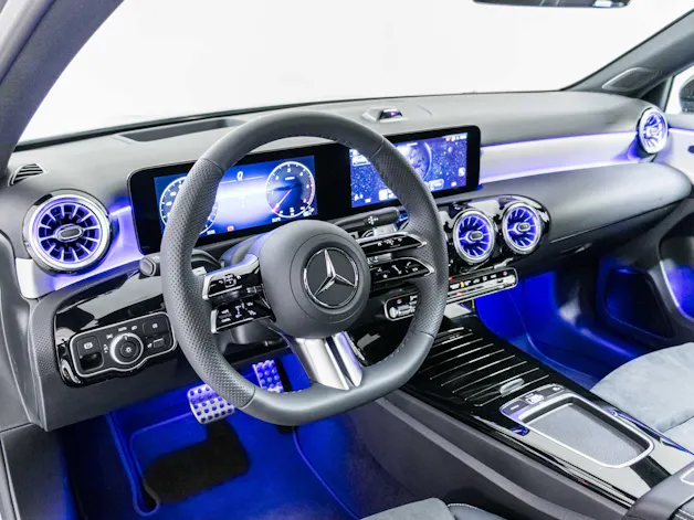 Mercedes-Benz A 220 d