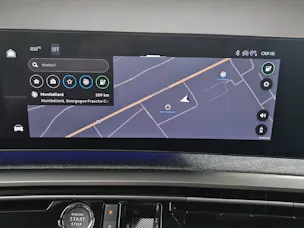 PEUGEOT 3008 1.2 Hybrid Allure Premium