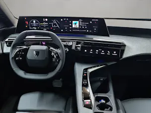 PEUGEOT 3008 1.2 Hybrid Allure Premium
