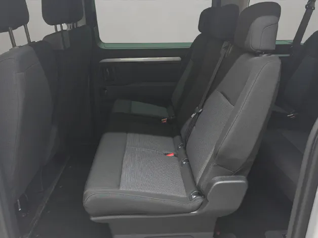 Peugeot Traveller Long 2.2 BlueHDi 180 Family Edition S/S
