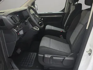 PEUGEOT Traveller Long 2.2 BlueHDi 180 Family Edition S/S
