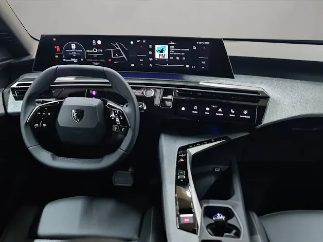 Peugeot E-3008 Allure Premium Dual Motor 325 AWD
