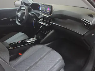 PEUGEOT 208 1.2 Hybrid Allure