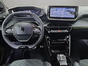 PEUGEOT E-208 GT