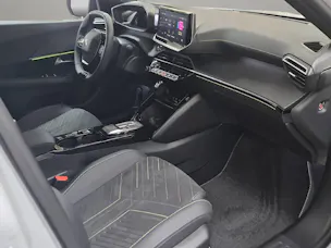 PEUGEOT 208 1.2 Hybrid 145 GT Exclusive