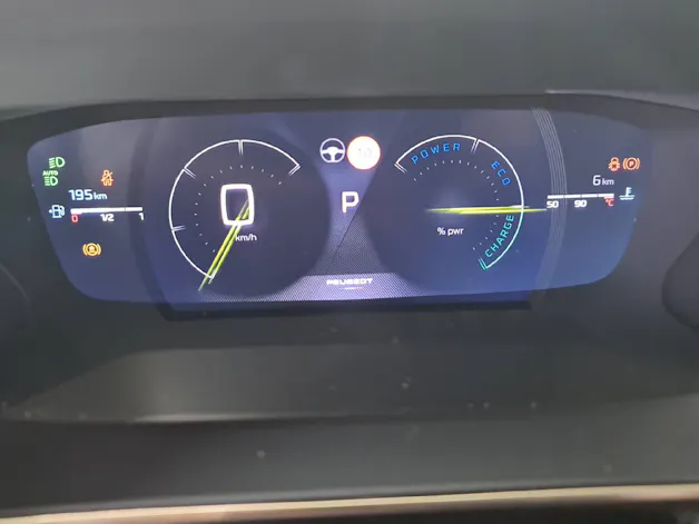 Peugeot 2008 1.2 Hybrid 145 GT Exclusive
