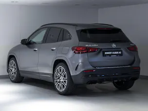 MERCEDES-BENZ GLA 220 d 4MATIC "Swiss Star"