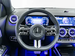 MERCEDES-BENZ GLA 220 d 4MATIC "Swiss Star"